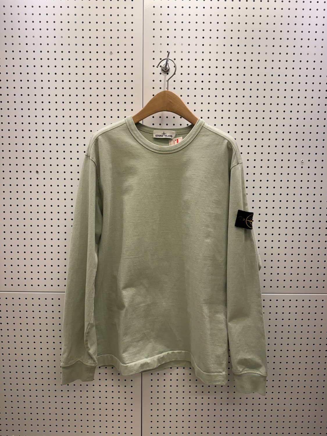 스톤아일랜드 와펜 롱슬리브 U492 상품이미지2