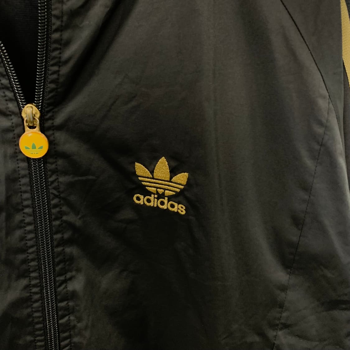아디다스 파이어버드 검골 블랙 바람막이 상품이미지3