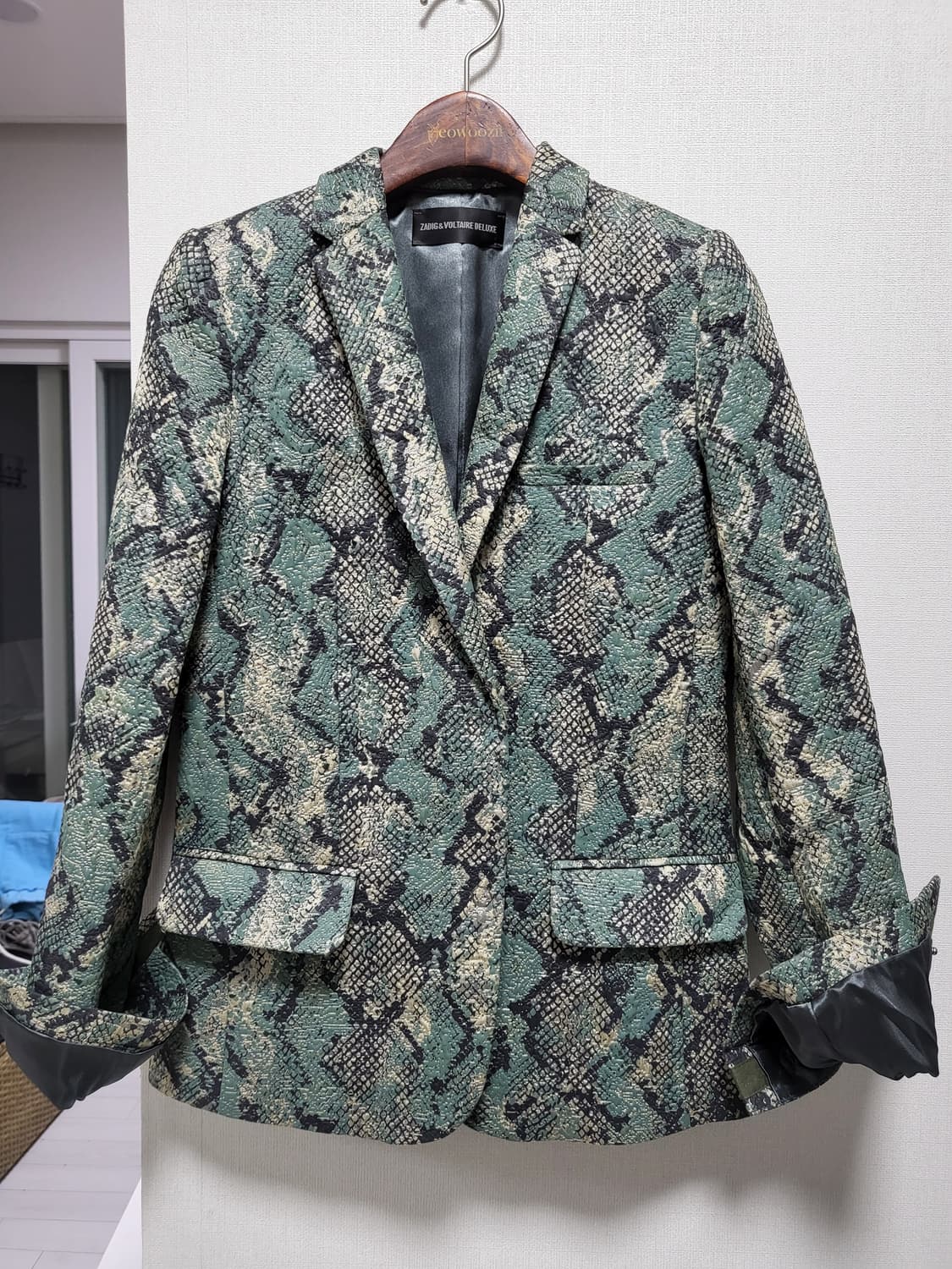 (정품거의새옷)쟈딕앤볼테르 파이톤 패턴 자켓 S 상품이미지1