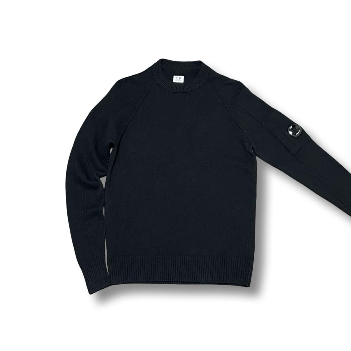 [M] C.P. 컴퍼니 렌즈 와펜 크루넥 니트 씨피컴퍼니 상품이미지2