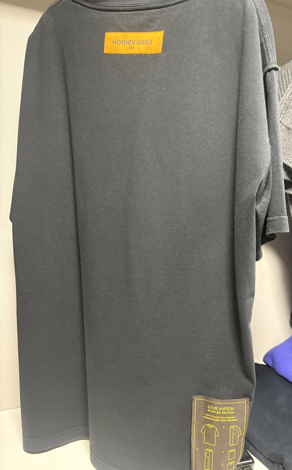 루이비통 스테이플 에디션 새상품급 반팔티셔츠 백화점판 상품이미지2