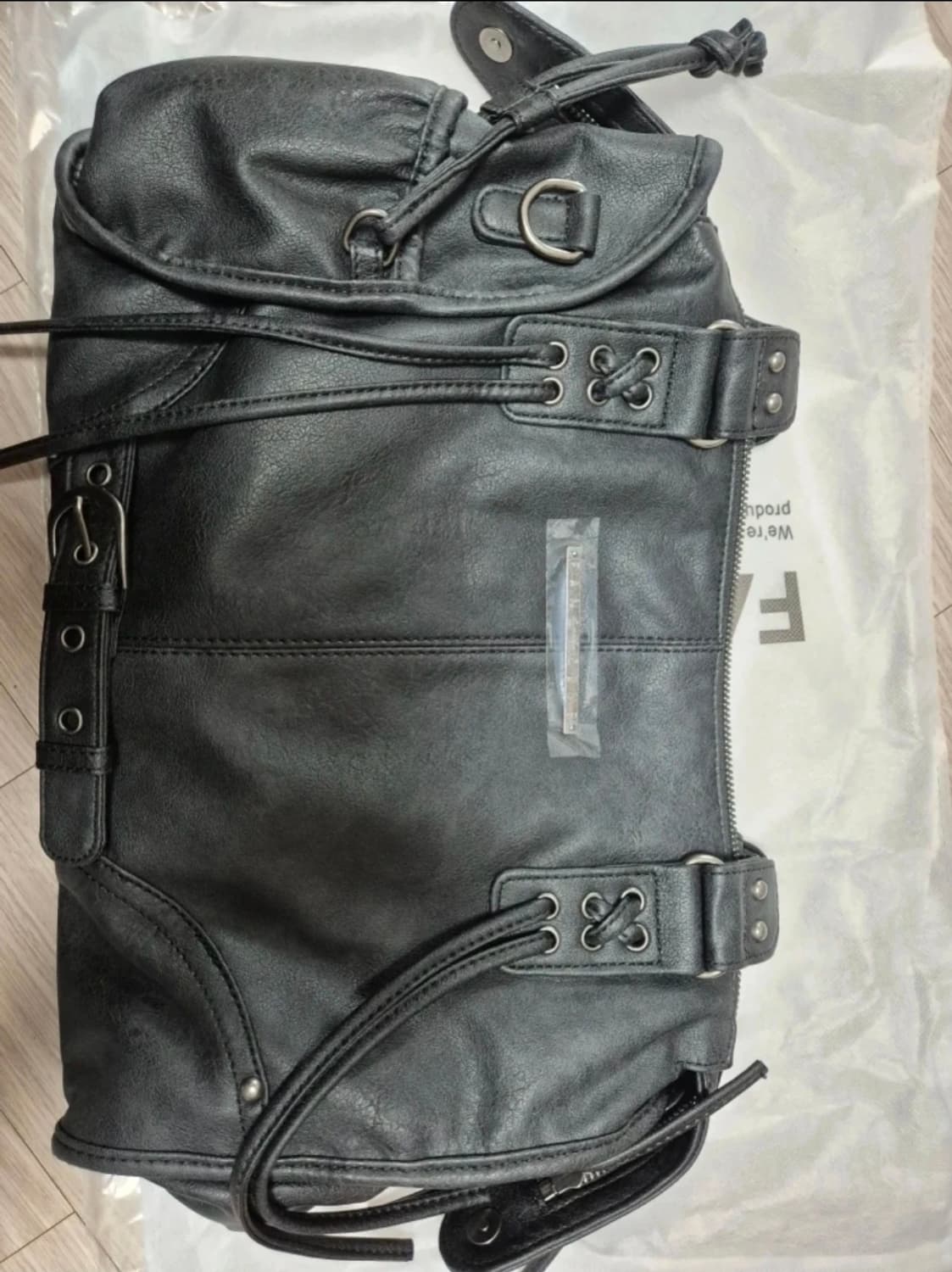 팬시클럽 벨티드 워싱 레더 백 블랙 | FANCY CLUB 새상품 상품이미지3