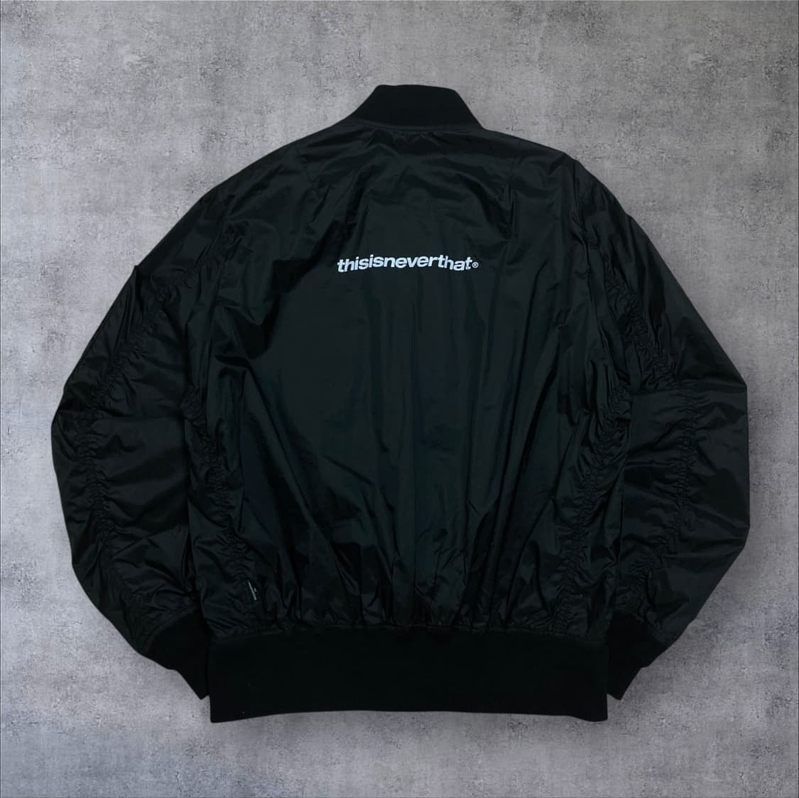 디스이즈네버댓 스펠아웃 블랙 봄버 자켓 상품이미지1