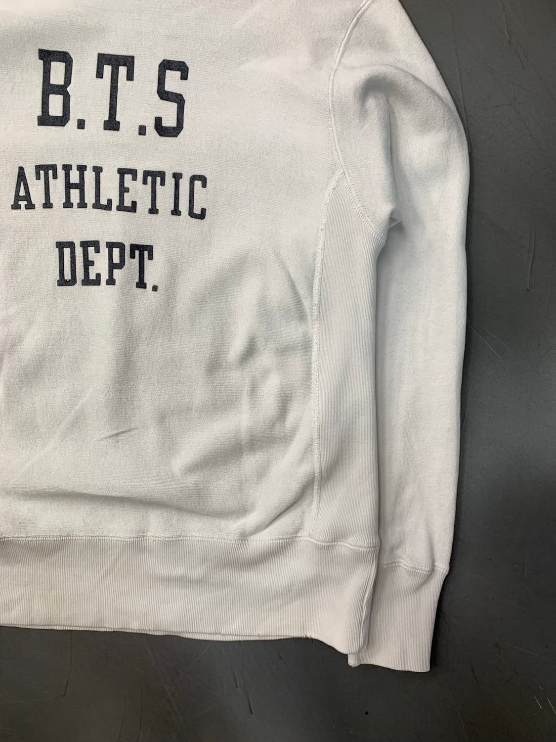 Champion 챔피온 리버스위브 BTS 스웻셔츠 상품이미지3
