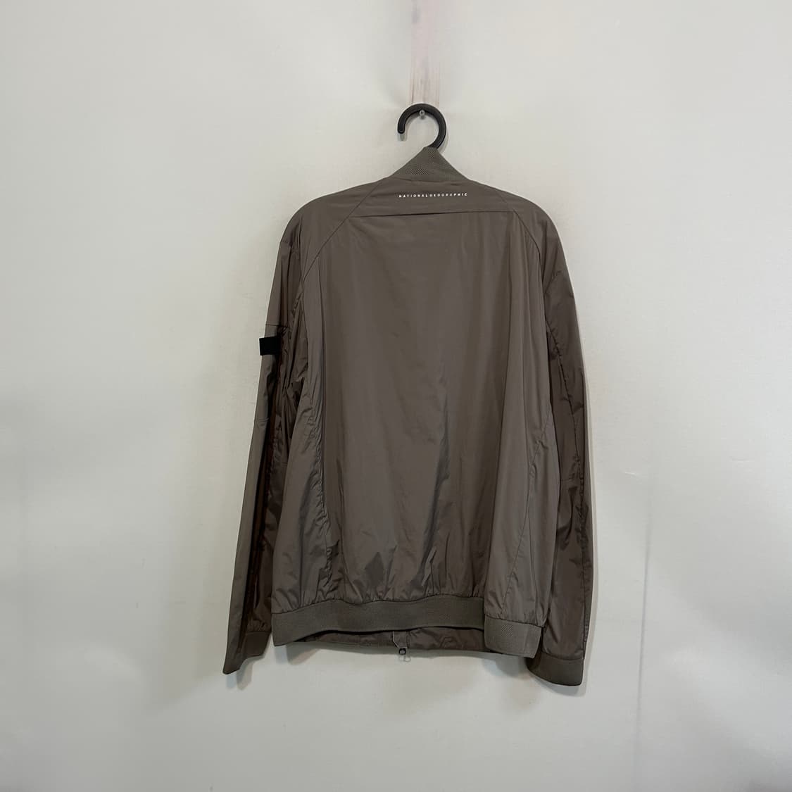 내셔널지오그래픽 남성 바람막이 100 상품이미지3