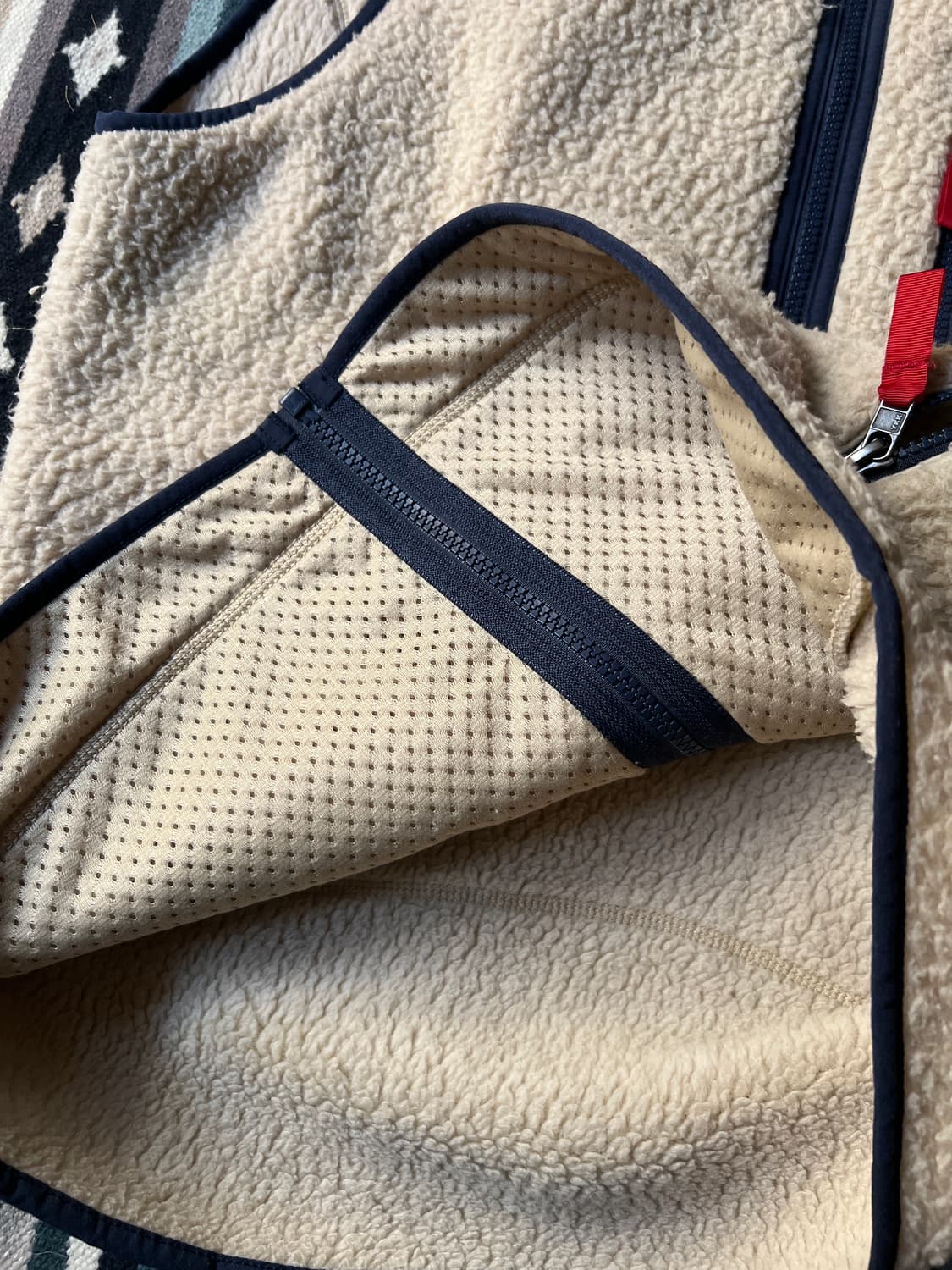 [M]파타고니아 레트로 화이트 플리스 베스트 상품이미지7