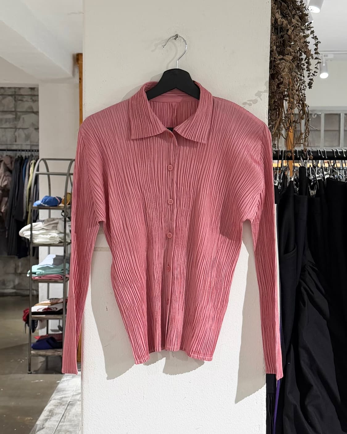 플리츠 플리즈 핑크 롱슬리브 셔츠/ 밴딩 롱 스커트 셋업 상품이미지2