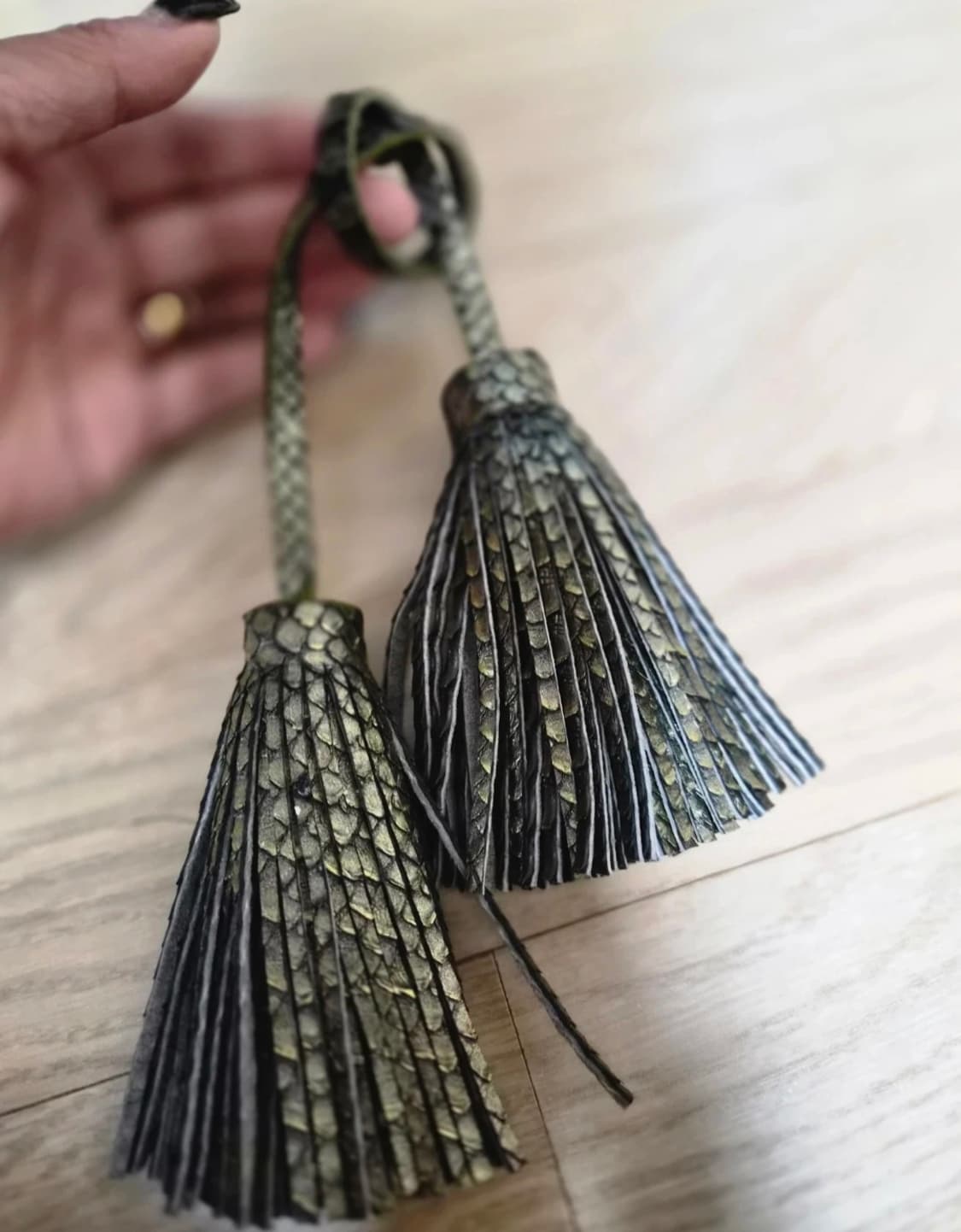 리얼 파이톤 (뱀피) 태슬 장식 (미사용) 상품이미지1