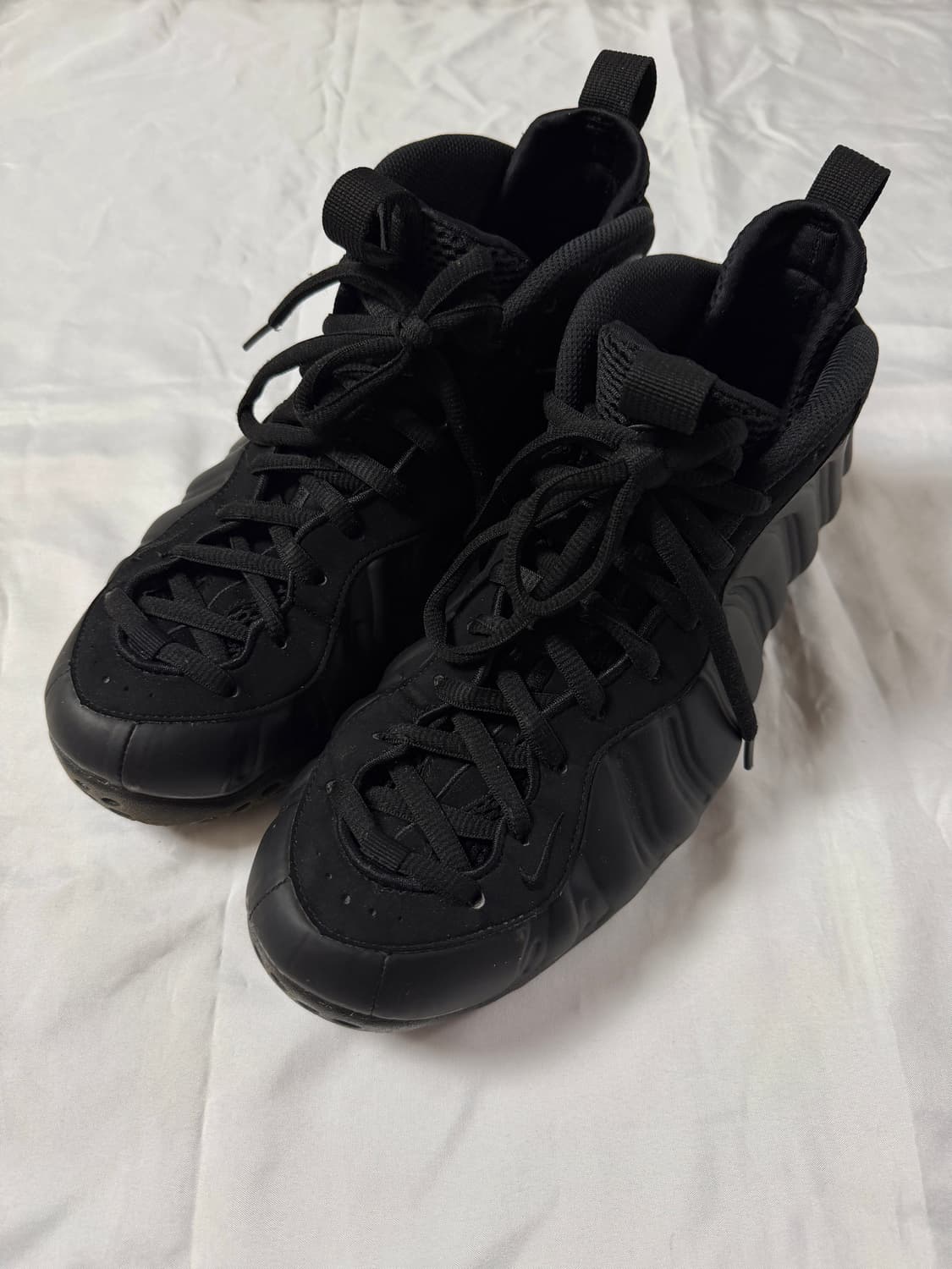 [285] 나이키 에어 폼포짓 원 블랙 앤트러사이트 상품이미지1