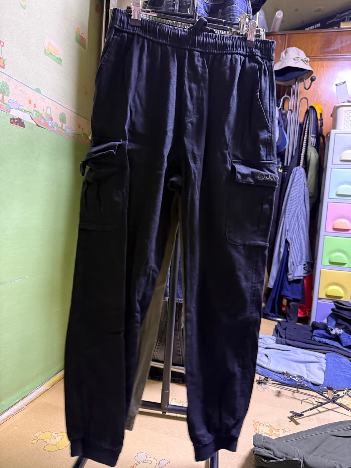 안녕하세여 지프 조거팬츠 30사이즈 2종 판매합니다. 상품이미지1