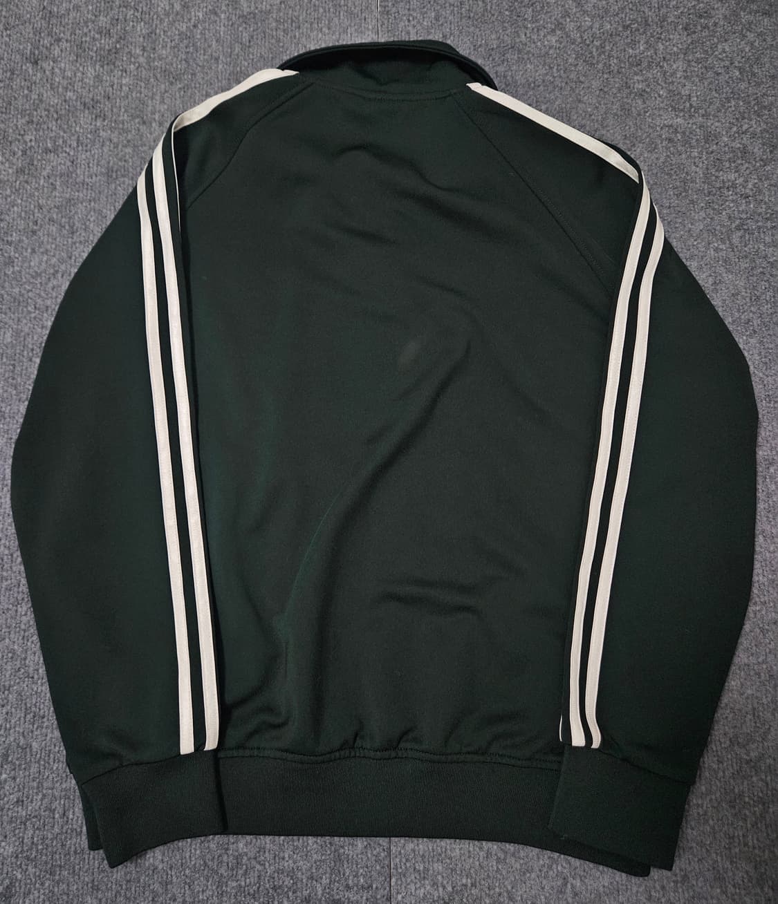 아디다스 트랙탑 다크그린 져지(급처) 상품이미지3
