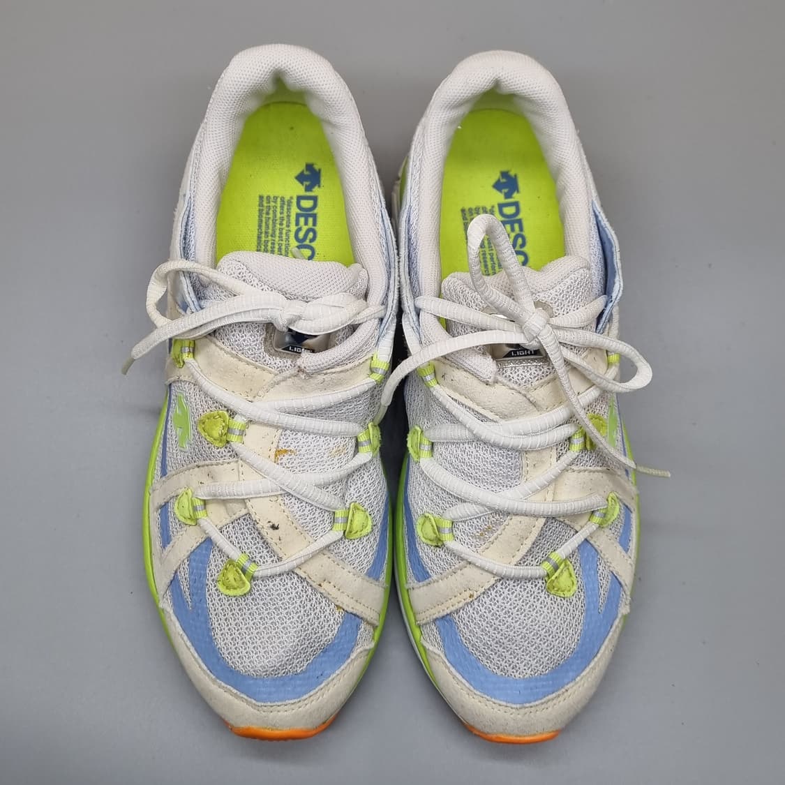 데상트 여성런닝화235 상품이미지2