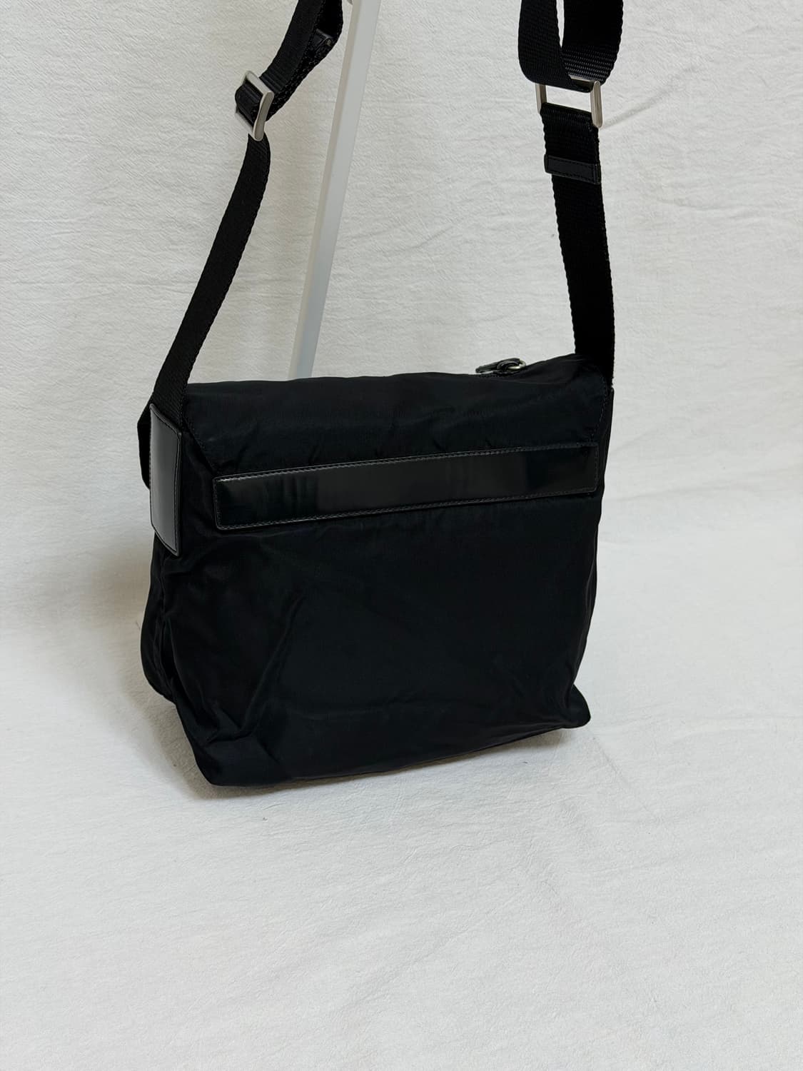 정품 프라다 포코노 나일론 메신저백 크로스백 숄더백 주우재백 상품이미지6