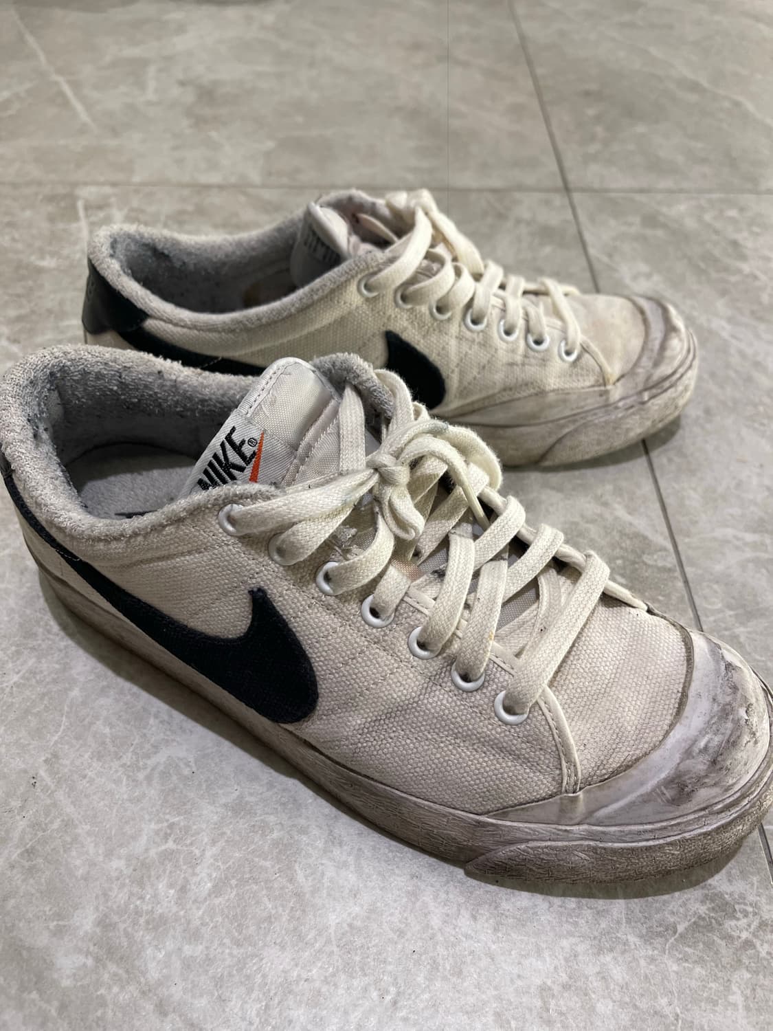 나이키 올코트 로우 캔버스 스니커즈 270mm 상품이미지1