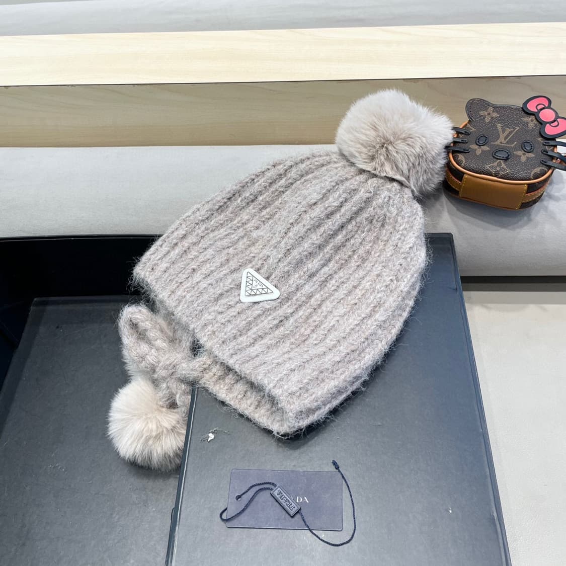 프라다 가을 겨울 모자
 상품이미지2