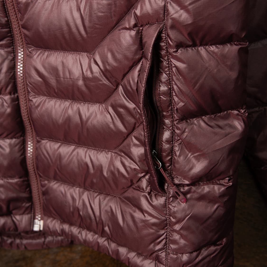 [103] 몽벨 라이트웨이트(경량) 구스다운 자켓  상품이미지4