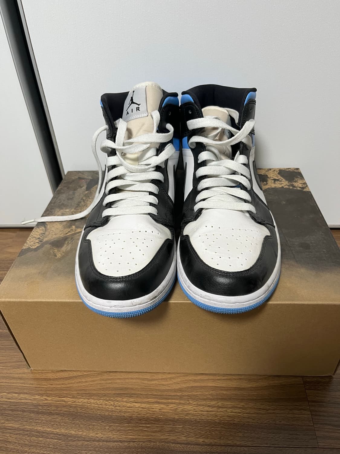 조던1 미드 상품이미지2