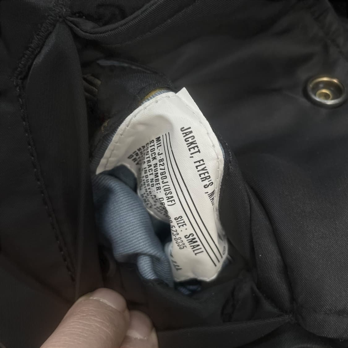 알파인더스트리 ma-1 플라이트 봄버 자켓 블랙 상품이미지4