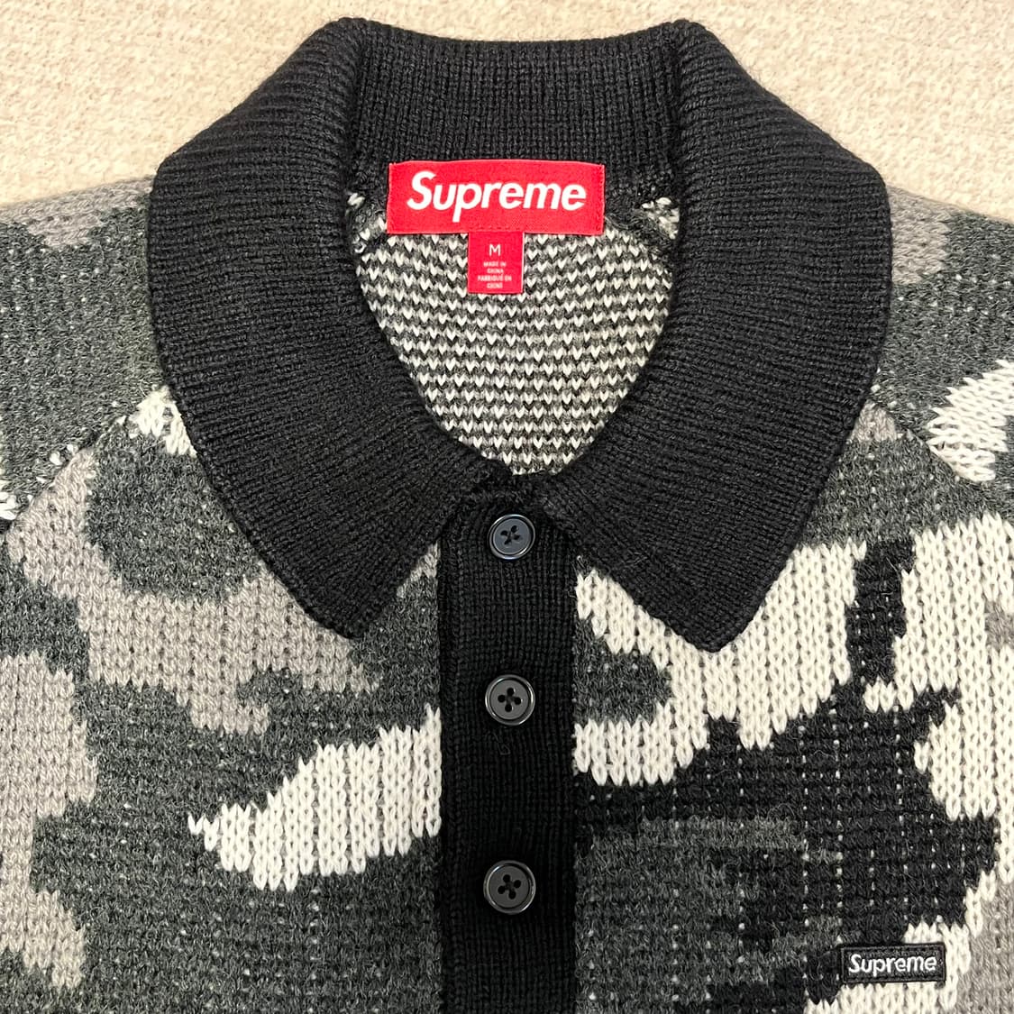 슈프림 스몰 박스 폴로 스웨터 스노우 카모 - 25FW 상품이미지3