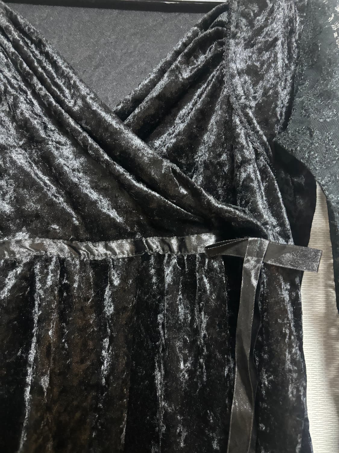 시스루 벨벳 리본 탑 상품이미지4