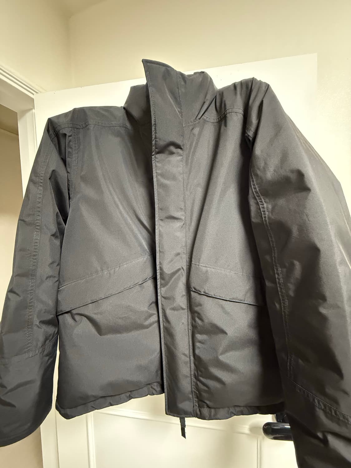 24FW 나나미카 고어텍스 숏다운 블랙 M 상품이미지1