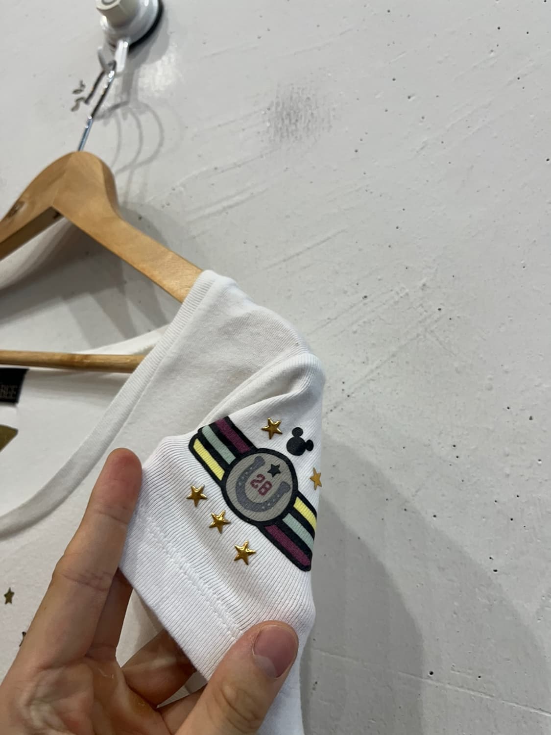 CECIL MCBEE 세실맥비 디즈니 미키 반팔 티셔츠 상품이미지3