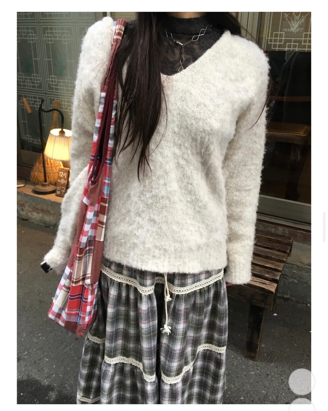 시즈너블 브러쉬 니트 아이보리 상품이미지1