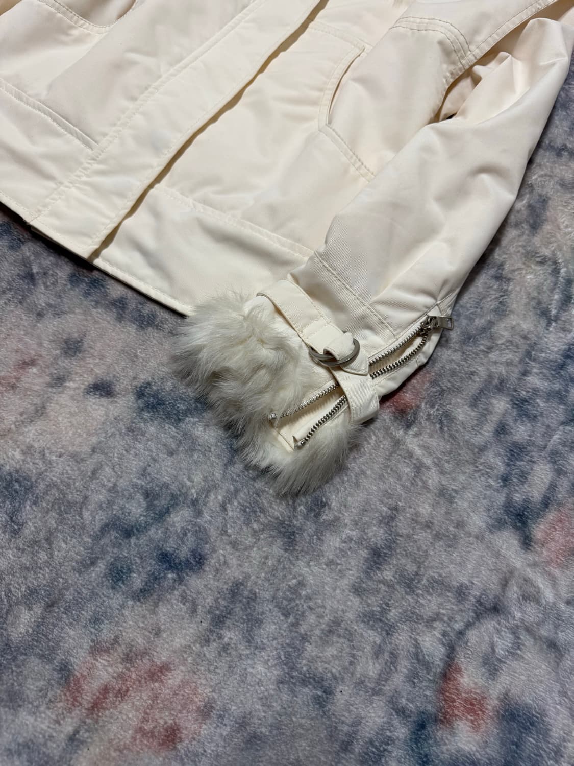 Armani ivory trimming fur jacket 상품이미지6