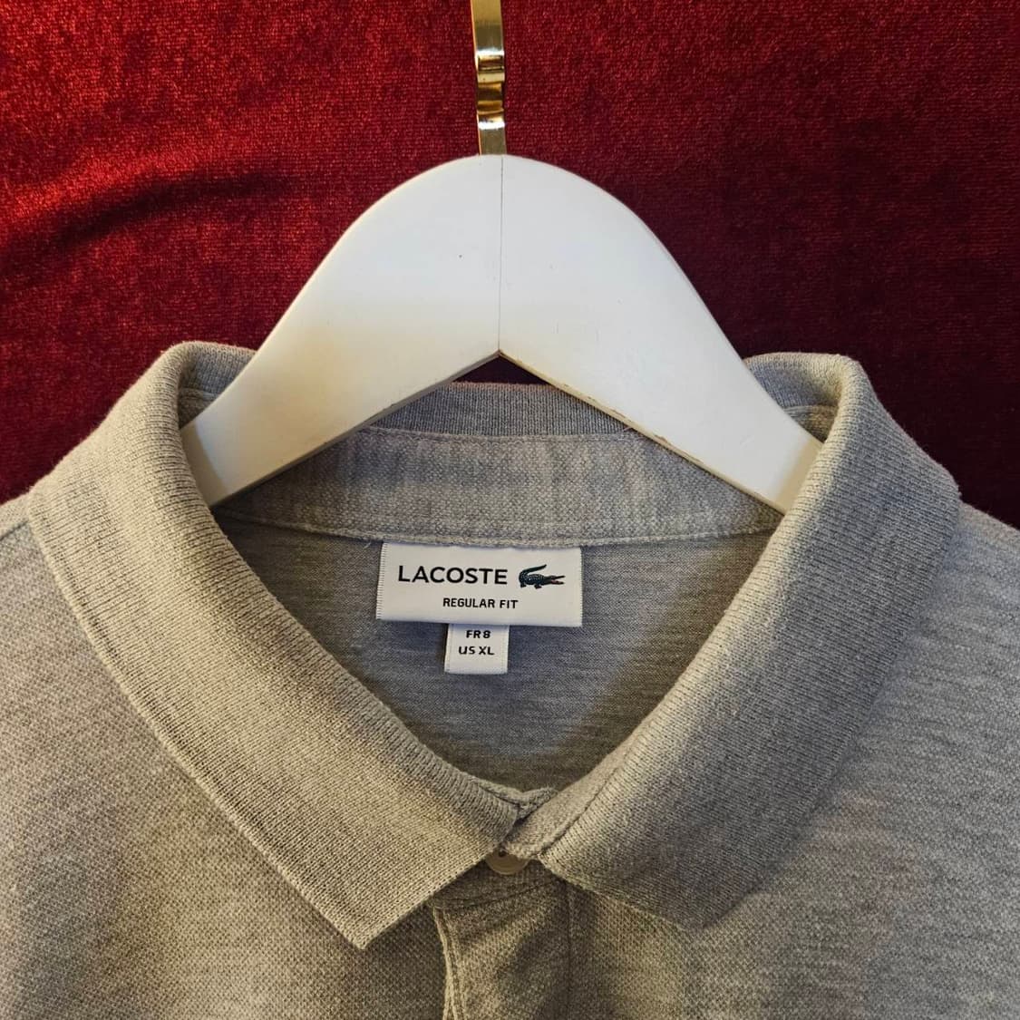 라코스테(LACOSTE) 그레이 패치

레귤러핏 반팔 카라티

 상품이미지5
