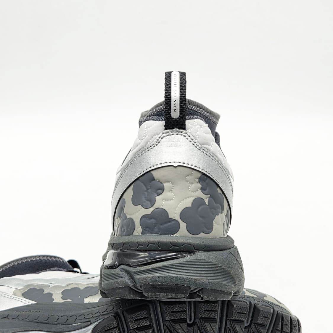  아식스 x 세실리에 반센 젤 터레인 MT 퓨어 실버 (25.25)  상품이미지2