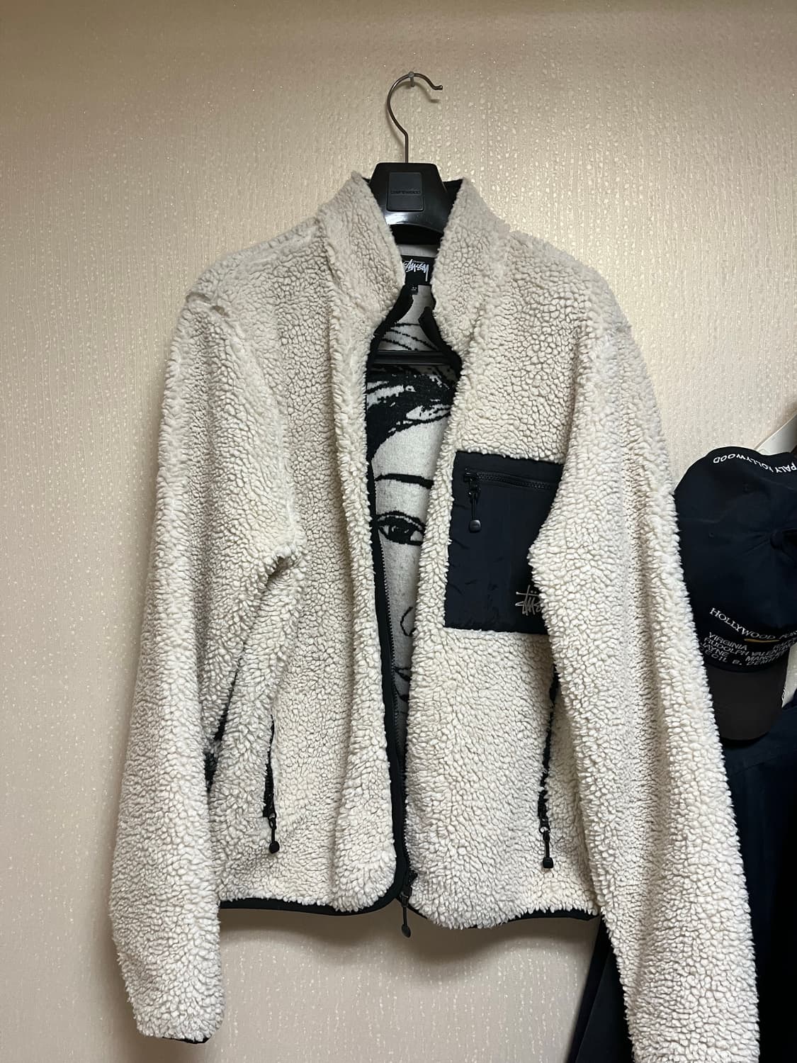 (지디착) 스투시 비너스 플리스 쉐르파 자켓 L 판매 상품이미지1