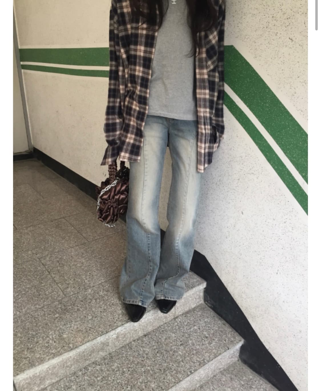 하우유 오라 로우 부츠컷 데님팬츠 아유서울 상품이미지2