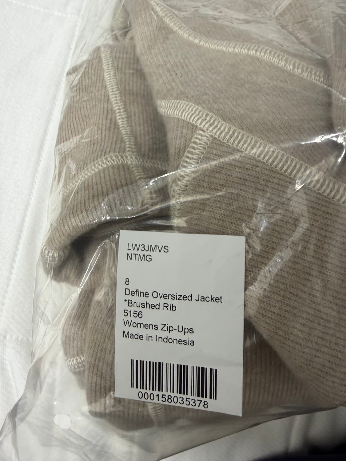 룰루레몬 디파인 오버사이즈드 재킷 브러시드 리브드 8사이즈 판매합니다 상품이미지4