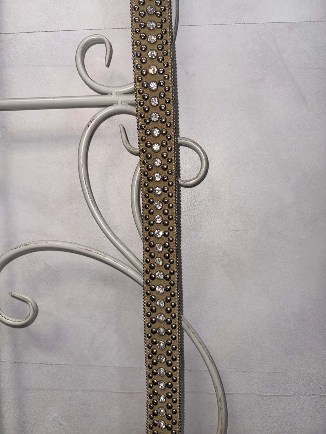 Guess beige cubic stud western belt 상품이미지6