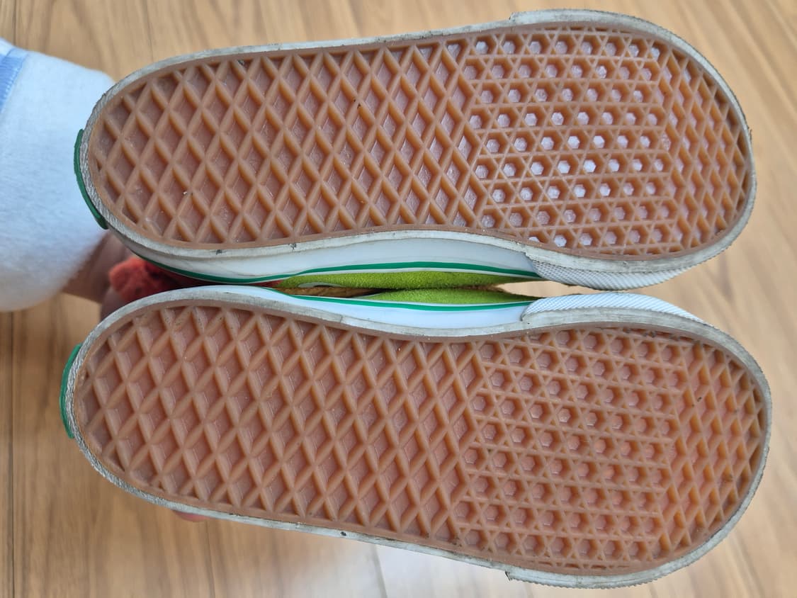 반스X세서미 스트리트 콜라보 유아용 운동화입니다. 알록달록한 색감에 쿠키 상품이미지5