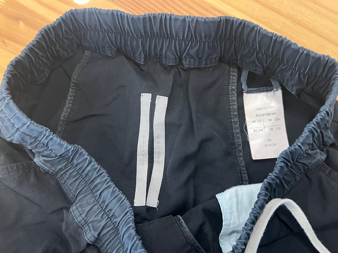 15F/W릭오웬 울비스코스 09블랙 팬츠 팝니다. 상품이미지3