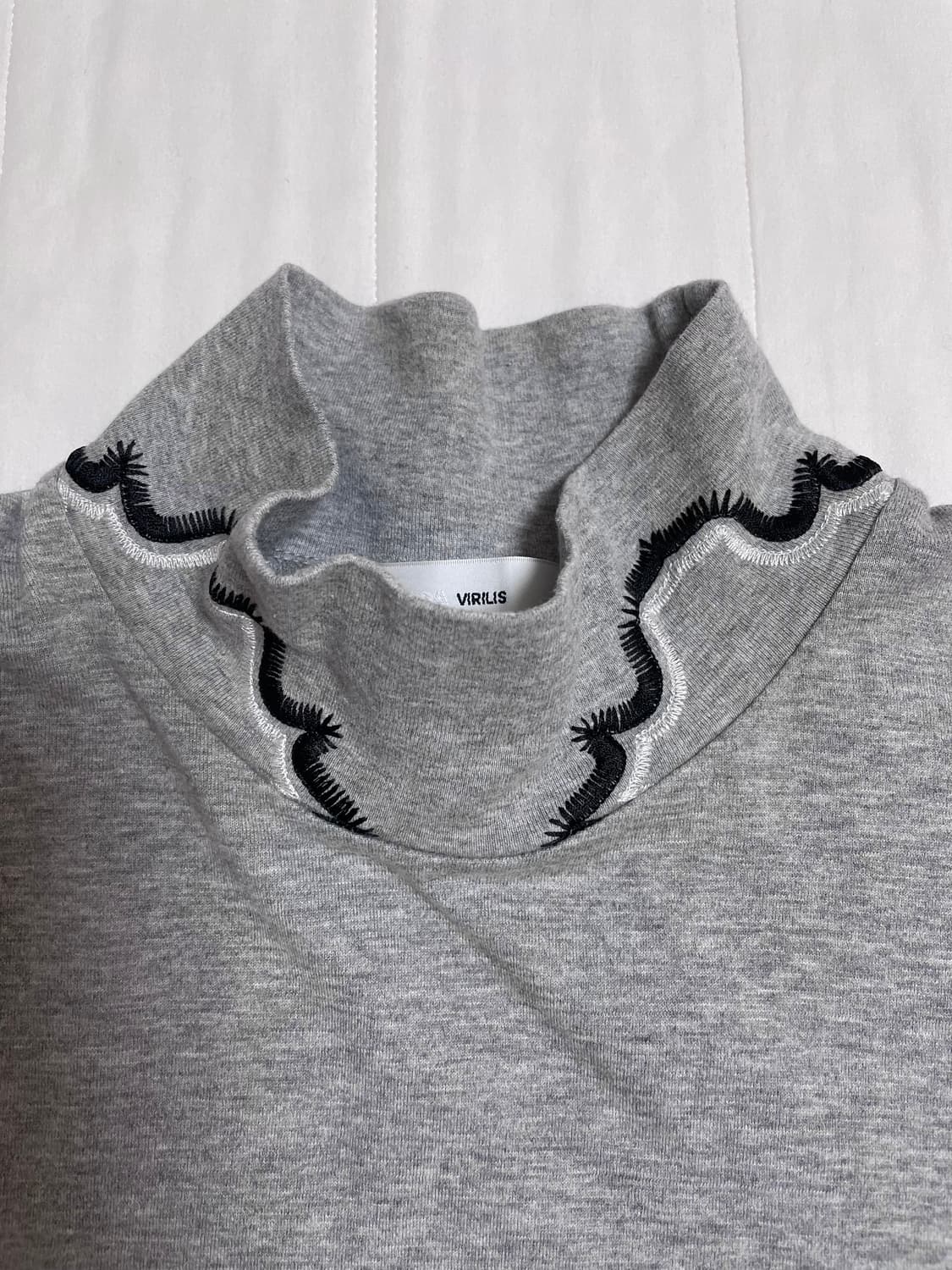 토가 비빌리스 터틀넥 폴라셔츠 상품이미지3