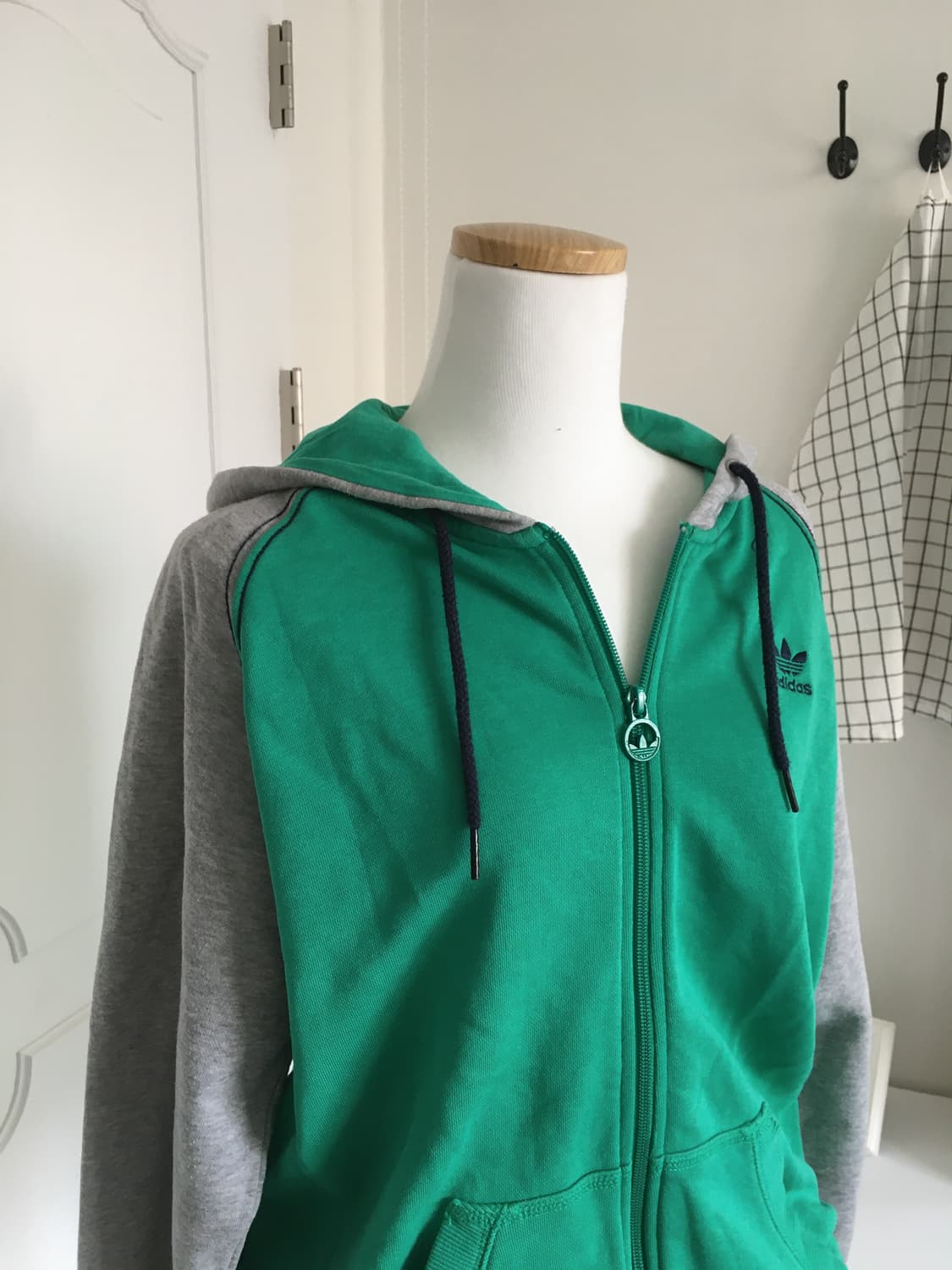 아디다스 Y2K 백로고 후드집업 상품이미지2