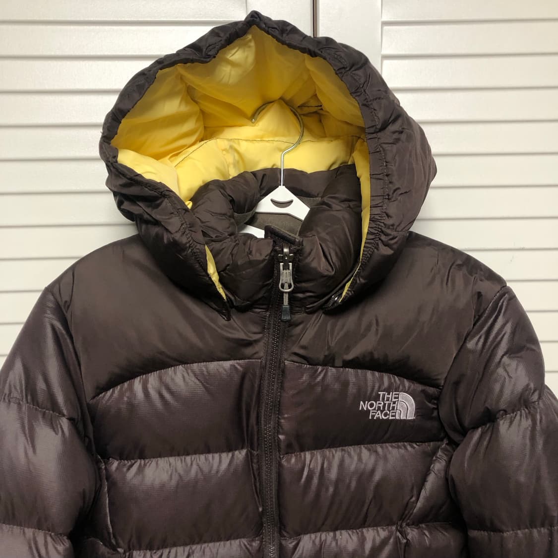 노스페이스 700 브라운 패딩 거의새거 초코브라운 자켓 눕시 상품이미지3