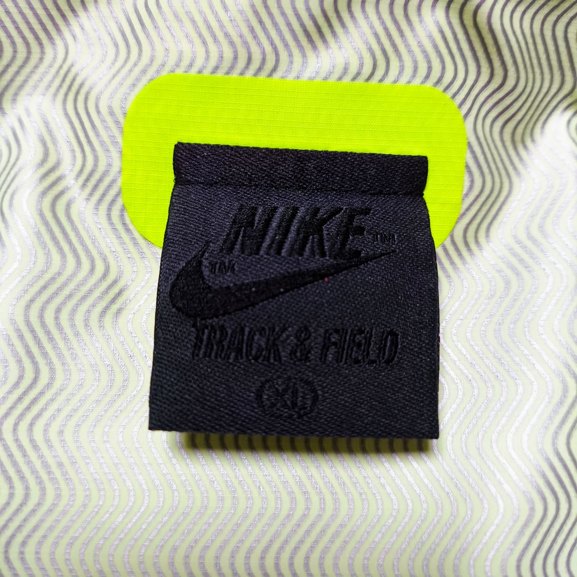 [XL] 나이키 트랙&필드 네온 바람막이 자켓 상품이미지7