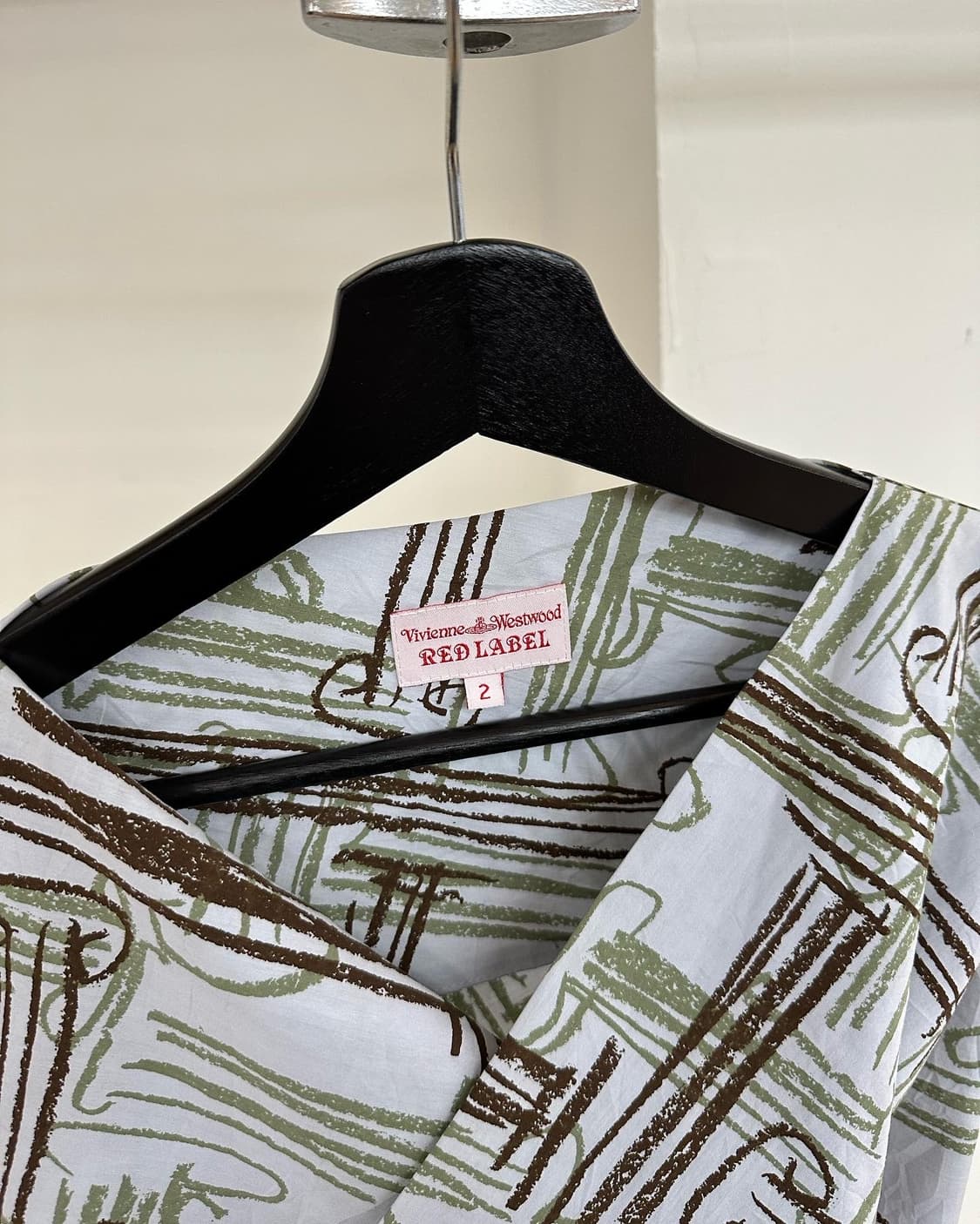 비비안웨스트우드 레드라벨 블루 핀턱 슬리브리스 원피스  상품이미지7