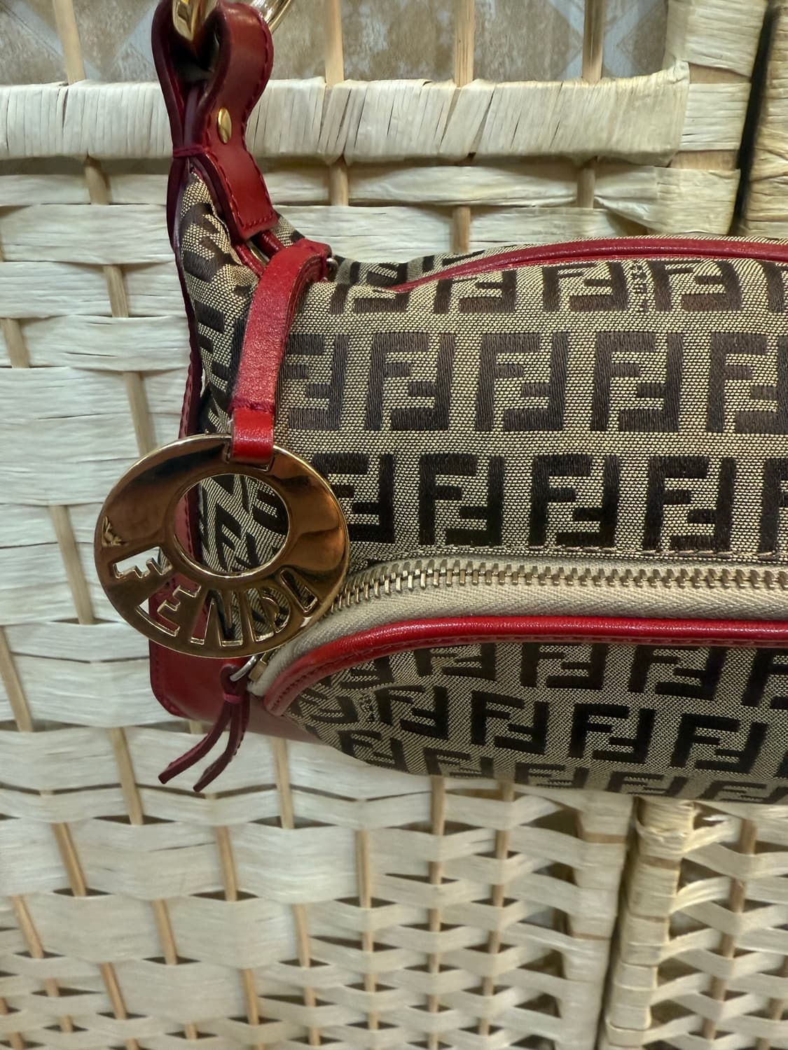 정품 페니 미니 세프 포켓 숄더백 팝니다 상품이미지2