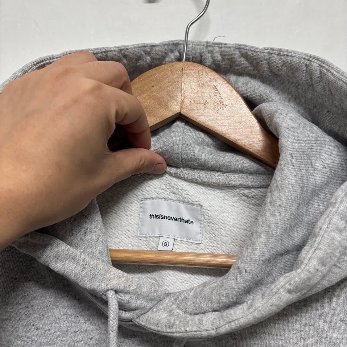 디스이즈네버댓 그레이 후드티 상품이미지5