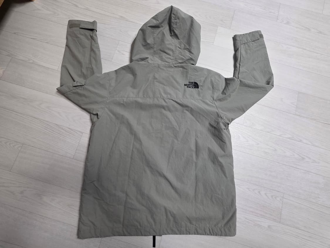 노스페이스 라이트 카키 맨톤 바람막이 XL사이즈 상품이미지3