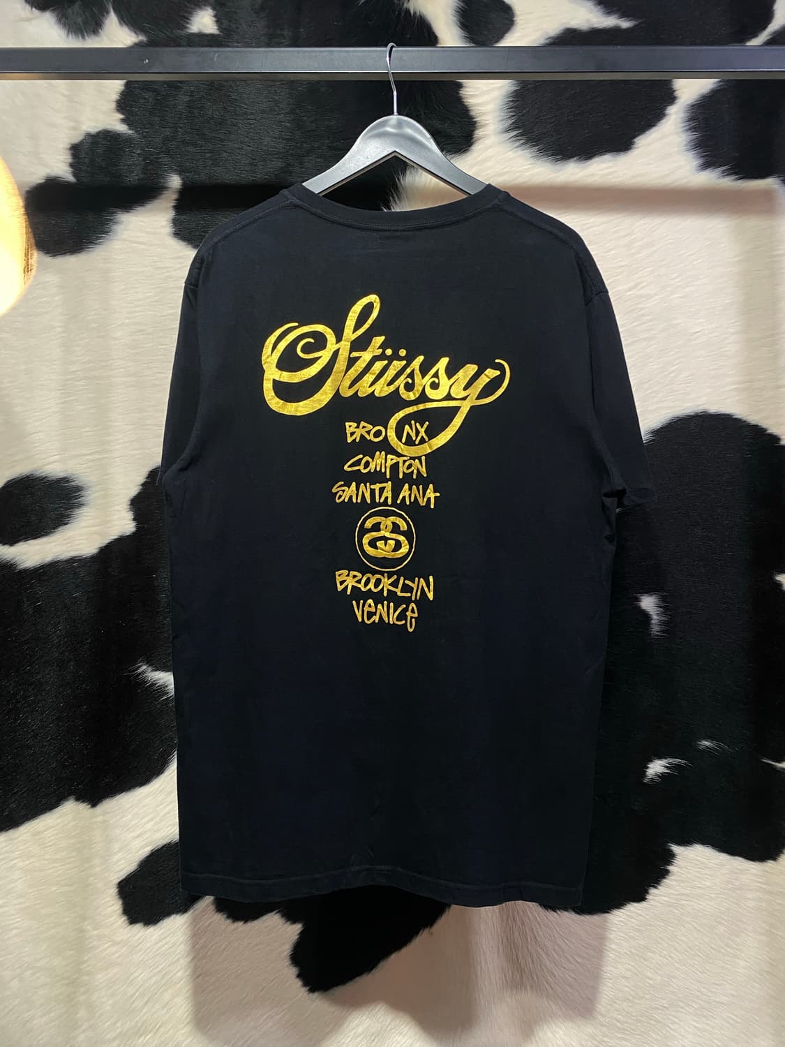 Stussy 골드 레터링 반팔 티셔츠 상품이미지6