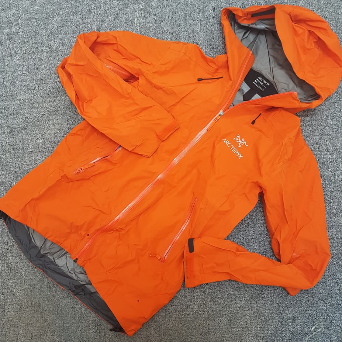 아크테릭스 고어텍스 베타LT 재킷 상품이미지1