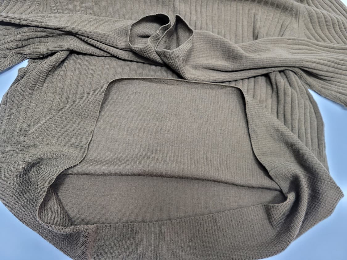 WOOYOUNGMI 우영미 모 100% 브이넥 니트 / 남 115
 상품이미지6