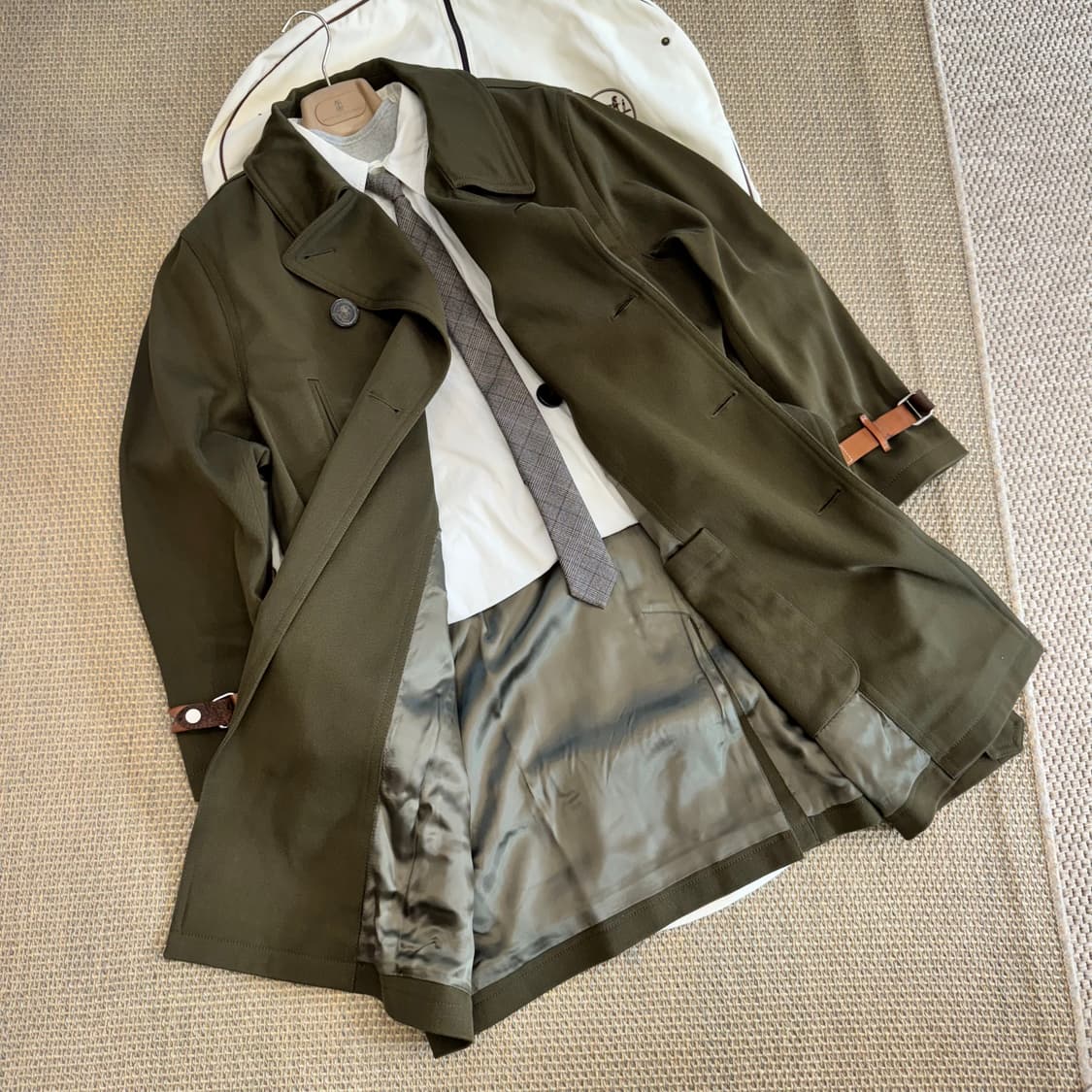 HERMES 에르메스 끝판왕 코트 더블브레스티드 개버딘 카키 올리브  상품이미지4