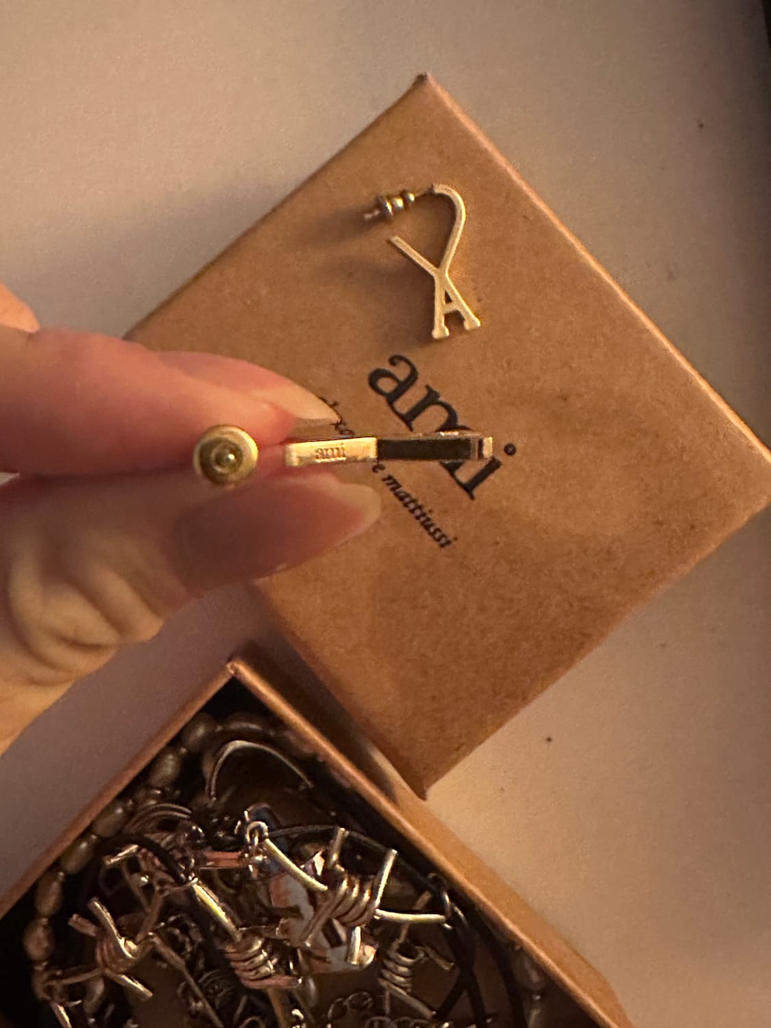 아미 드 꾀흐 스몰 후프 이어링 상품이미지3