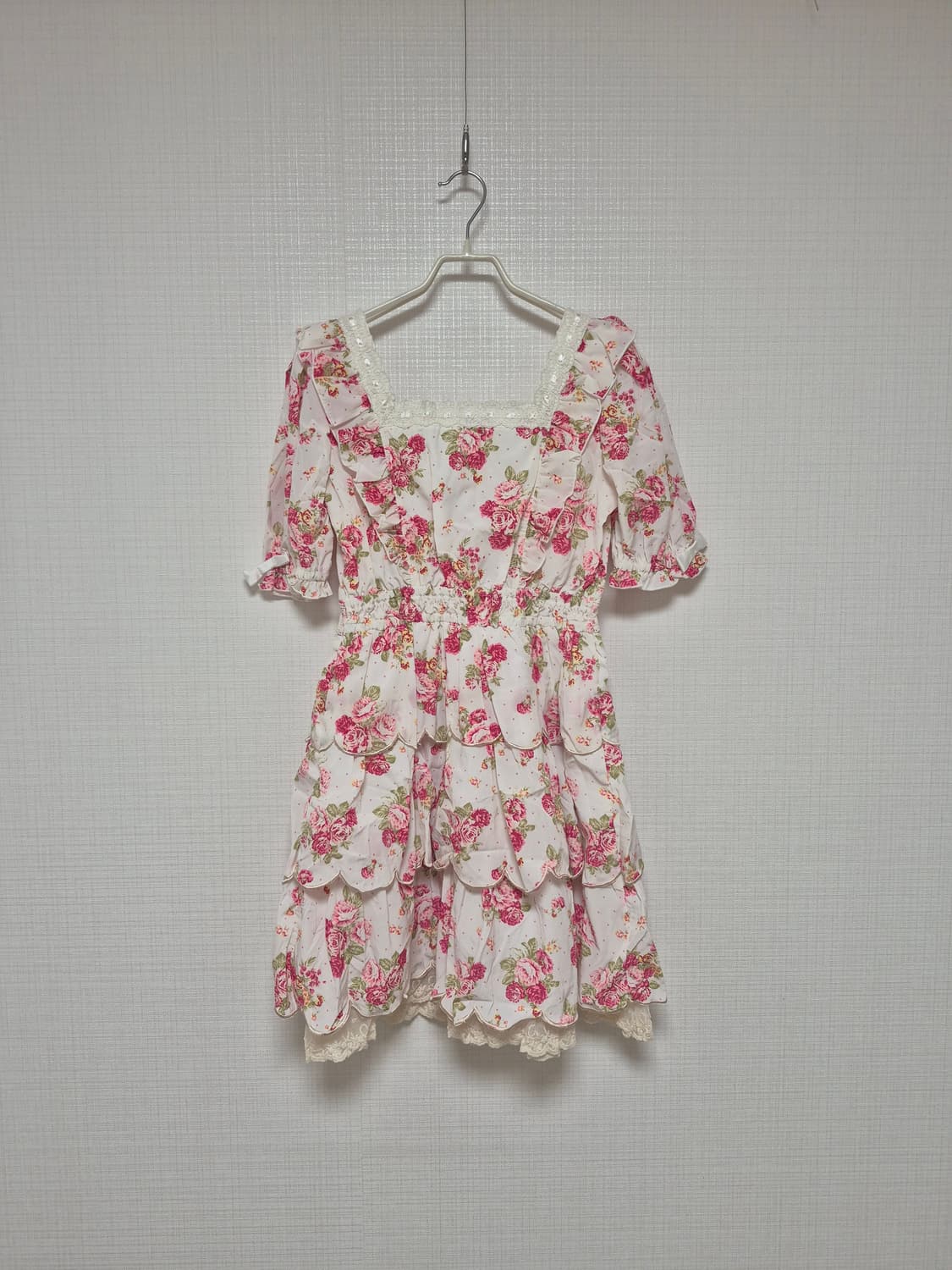 리즈리사 샘플 파티스타일 플로럴 원피스 오프화이트 상품이미지3